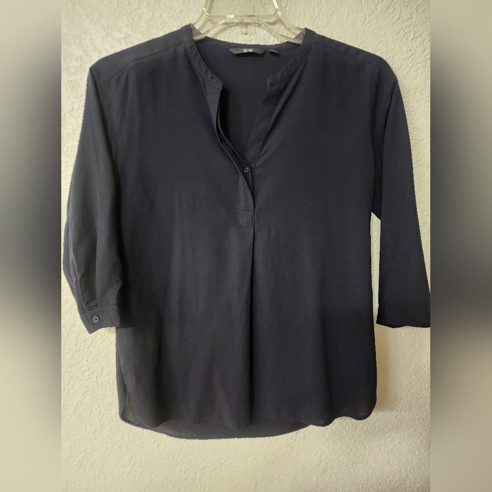 Uniqlo Womens Size S Navy Blue Popover Shirt Blouse Top